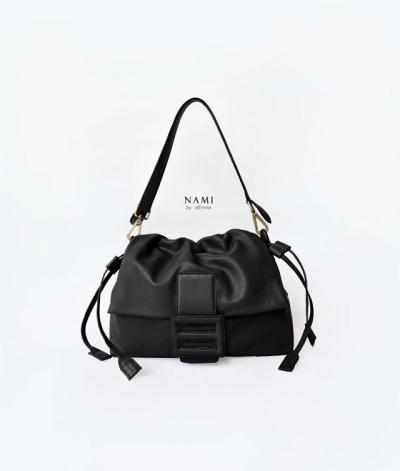 Nami M Hitam