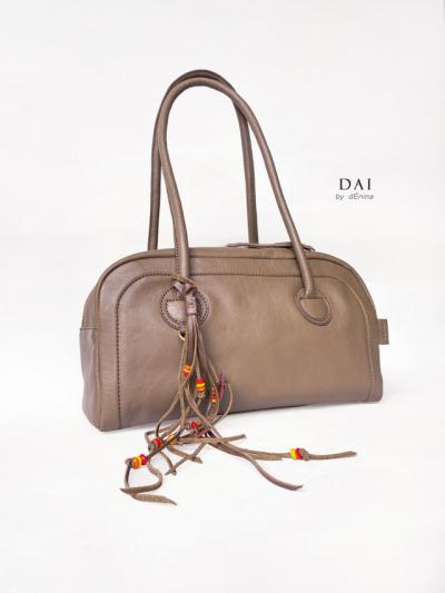 Dai Taupe