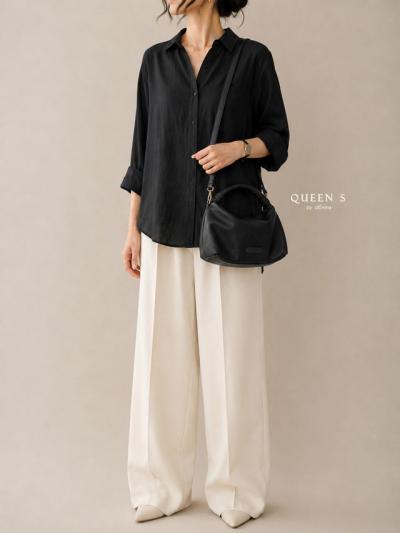Queen Small Hitam